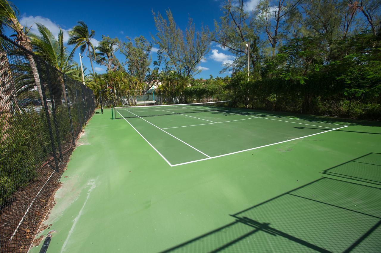 Warwick Paradise Island Bahamas (Adults Only) Nassau Exterior foto