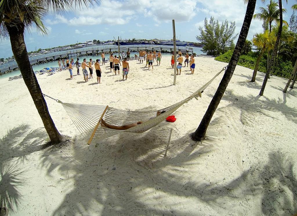 Warwick Paradise Island Bahamas (Adults Only) Nassau Exterior foto